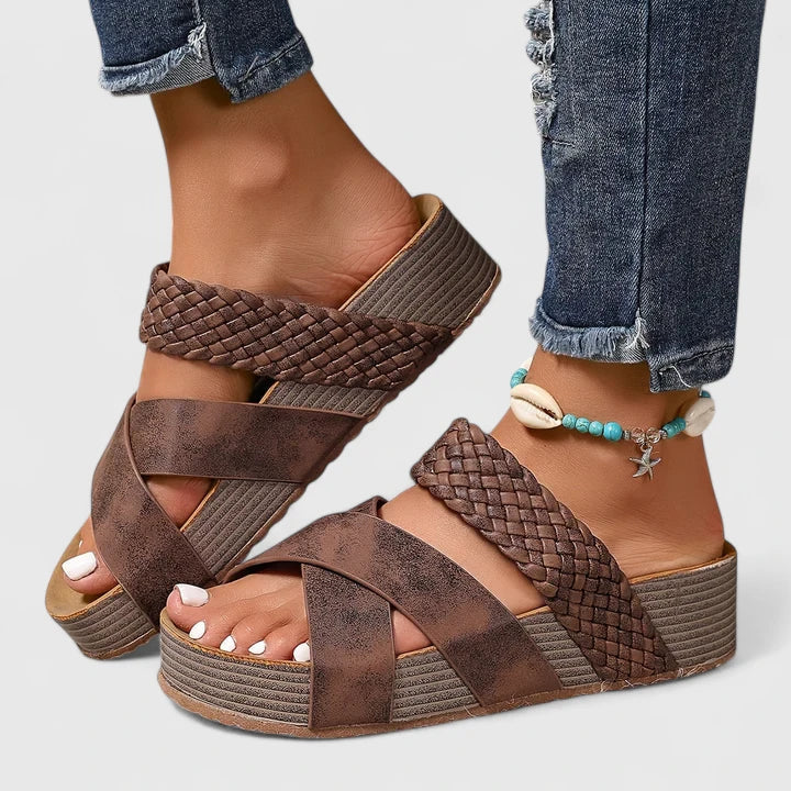 Danyzelle | Ortopedic Sandals