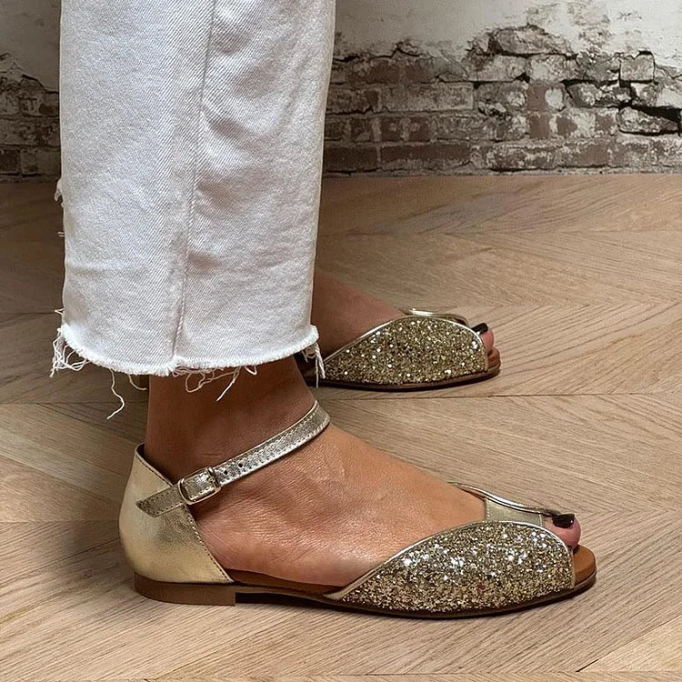 Sandals with Ankle Strap - Flat Style
