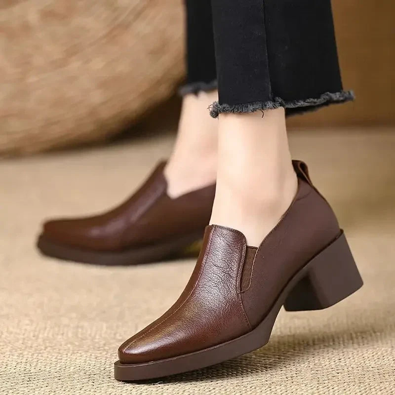 Carolyn Blokowe Heels