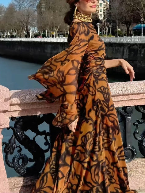 Ashley | Strand Glamour Brązowa Kwiatowa Długa Sukienka